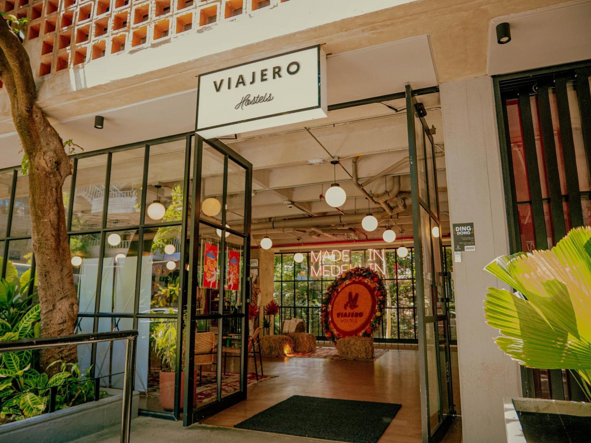 Viajero Medellin Hostel Екстериор снимка