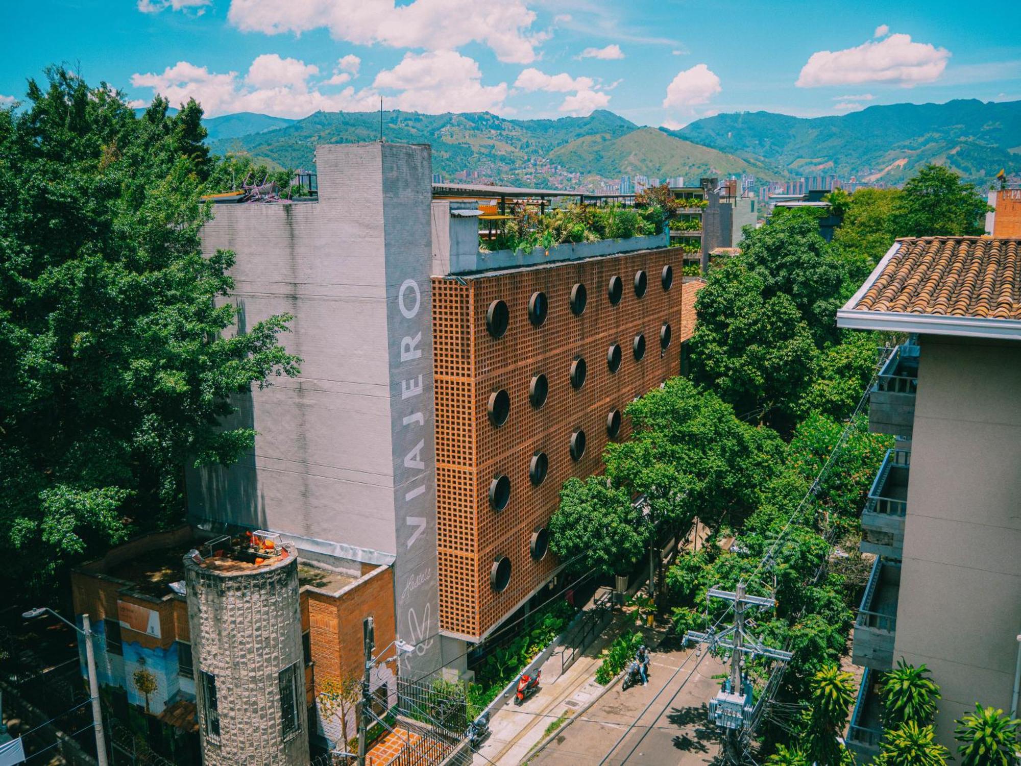 Viajero Medellin Hostel Екстериор снимка